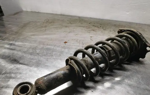 Toyota Corolla Verso AR10 Rear shock absorber with coil spring 