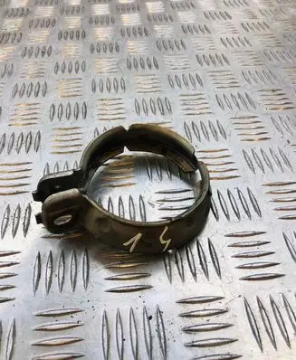 Mercedes-Benz C W204 Muffler pipe connector clamp A2034900441
