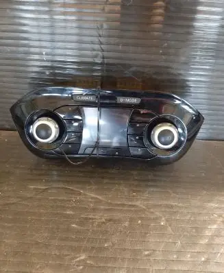 Nissan Juke I F15 Climate control unit 24845BV82A