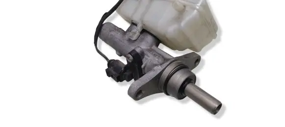 Skoda Rapid (NH) Master brake cylinder 6R0611301A