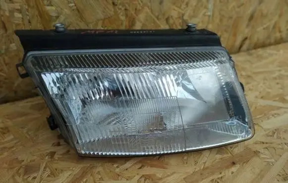 Volkswagen PASSAT B5 Headlights/headlamps set 