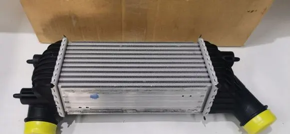 Fiat Ulysse Intercooler radiator 1440094280