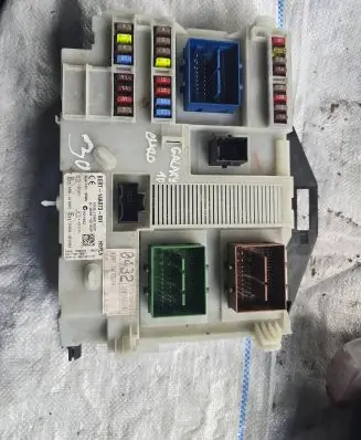 Ford Galaxy SAM control unit LT0F01125TP 97RI010012 116RA000084