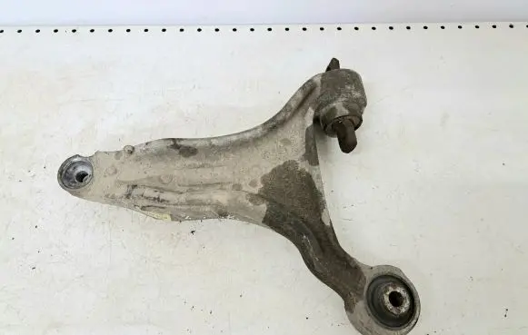 Volvo XC70 Front lower control arm/wishbone