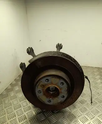 BMW 3 G20 G21 Rear wheel hub 6886448