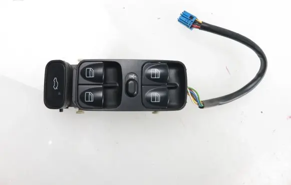 Mercedes-Benz C AMG W203 Electric window control switch A2038200110