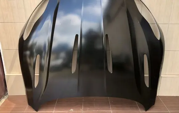 Aston Martin DB11 Engine bonnet/hood