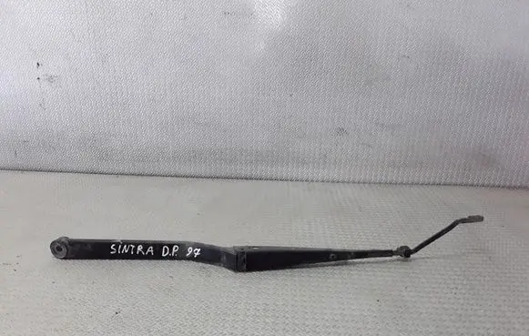 Opel Sintra Front wiper blade arm 89813564