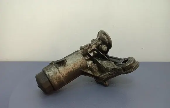 AC 428 Oil filter cover 074115405J