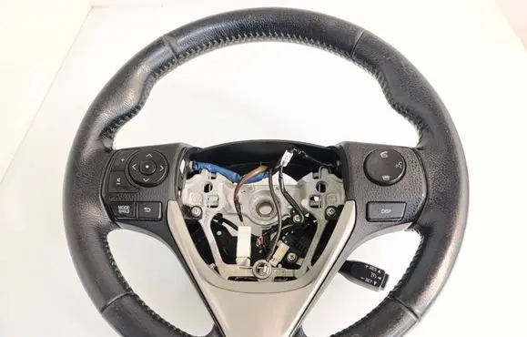 Toyota RAV 4 (XA40) Steering wheel