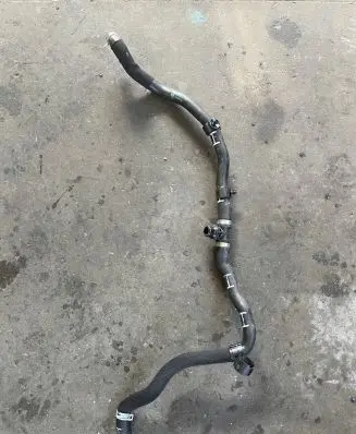 BMW X5 G05 Engine coolant pipe/hose 9398821