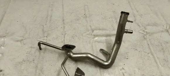 Volvo XC90 Engine coolant pipe/hose