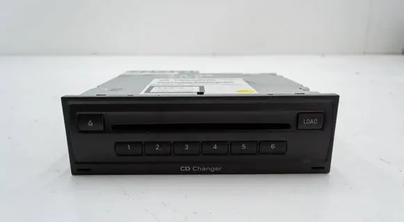 Audi A1 CD/DVD changer 8X0035110C CXCA1993G 8X0035110