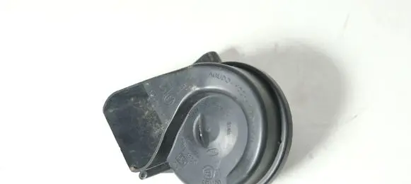 Audi Q7 4L Horn signal 4L0951223A