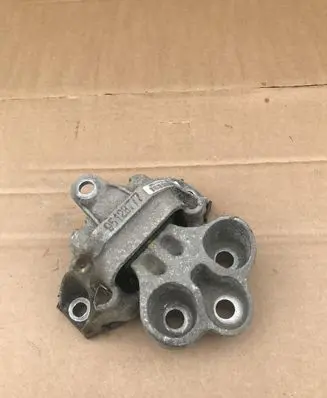 Opel Mokka Engine mount vacuum valve GYM