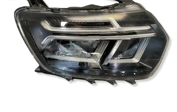 Dacia Duster II Headlight/headlamp L868093 260109550R