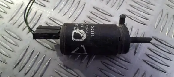 Seat Toledo I (1L) Windscreen/windshield washer pump 171955651 152700