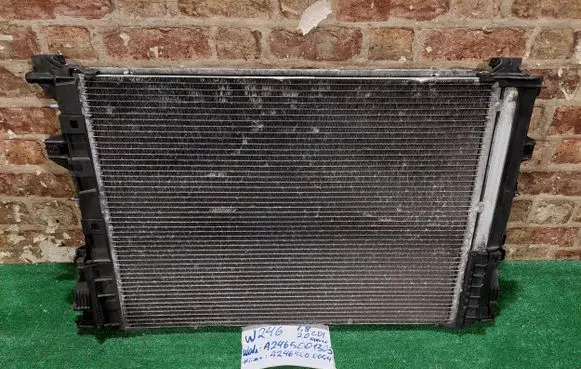 Mercedes-Benz B W246 W242 Intercooler radiator