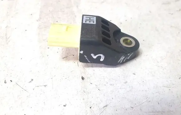 Lexus IS III XE30 Airbag deployment crash/impact sensor 8983153050