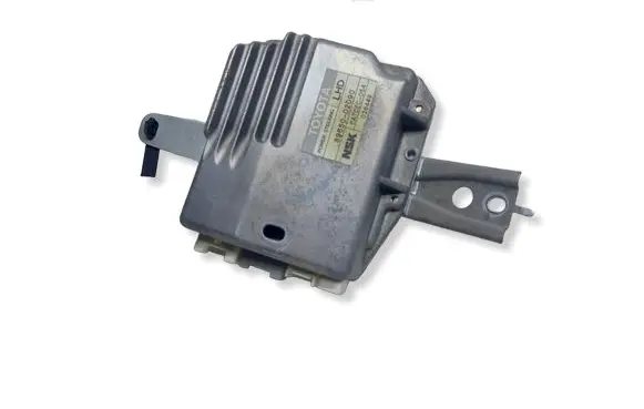 Toyota Corolla E120 E130 Power steering control unit/module 8965002090KASACJ 8965002090
