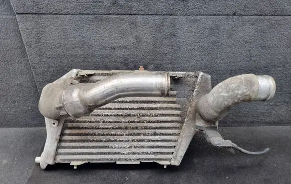 Audi A8 S8 D3 4E Intercooler radiator 4E0145805K 4E0145871D 0281002401