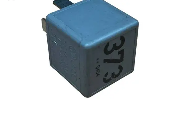 Skoda Superb B5 (3U) Other relay 8D0951253A