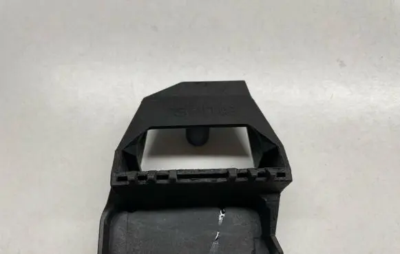 Radiator mount bracket