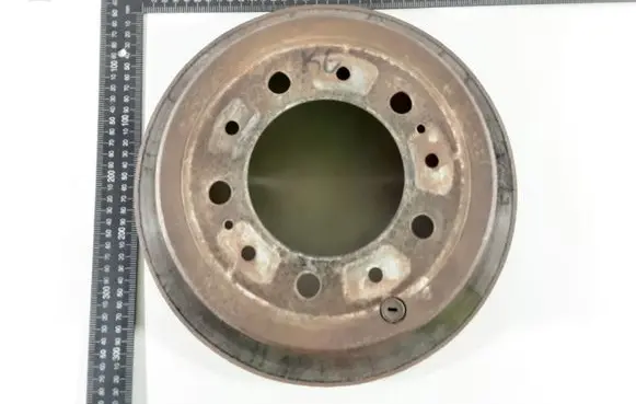 Toyota Land Cruiser (J100) Rear brake disc