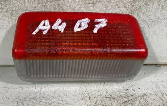 Audi A4 S4 B7 8E 8H Boot/trunk interior light 4b9947113