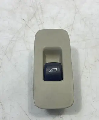 Volvo V40 Cross country Electric window control switch 31334569