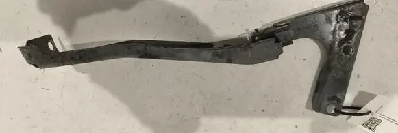 Audi A5 8T 8F Fender mounting bracket 8T0821136