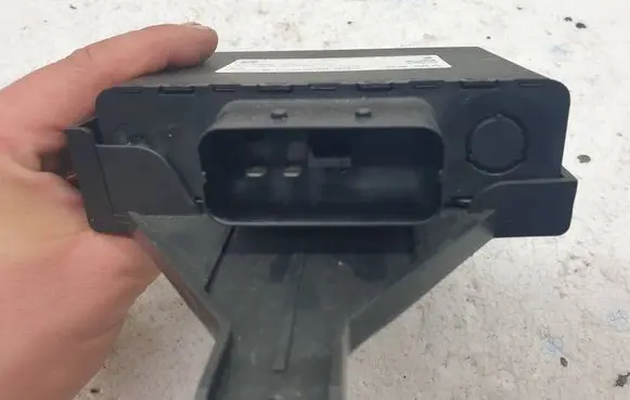 Audi A4 S4 B8 8K Hand brake control module 80959663B