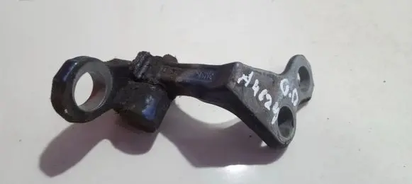 Ford Focus Rear door lower hinge 075E