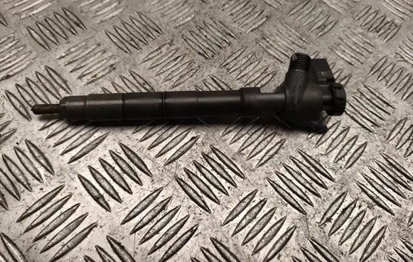 Volkswagen Polo V 6R Fuel injector 04B130277J