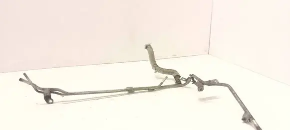 Audi Q3 8U Fuel line/pipe/hose 06J121075D