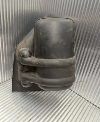 Front door electric wing mirror