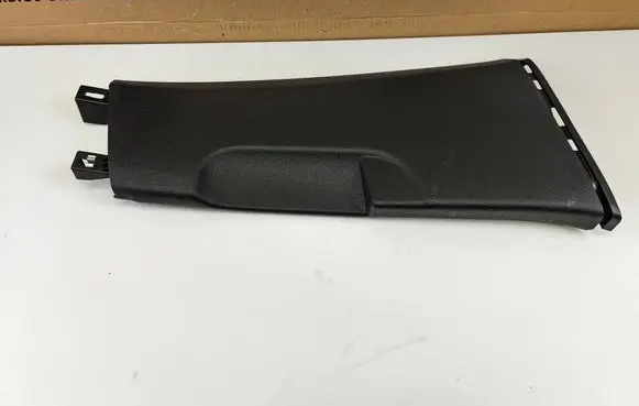 (B) pillar trim (bottom)