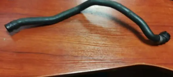 BMW 7 E65 E66 Engine coolant pipe/hose 8377699