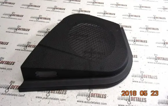 Mercedes-Benz E W211 Front door speaker cover trim A2117270788