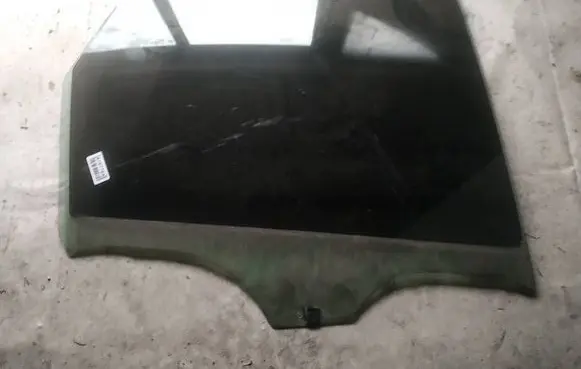 Renault Scenic II - Grand scenic II Rear door window glass as2