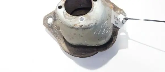 Volvo S60 Coil spring mount 