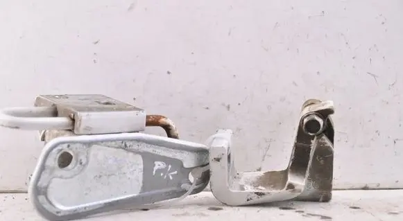 Volkswagen Transporter - Caravelle T6 Front door hinges set 7E0831401B