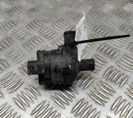 Mercedes-Benz C W205 Electric auxiliary coolant/water pump 0392023000 A2118350364