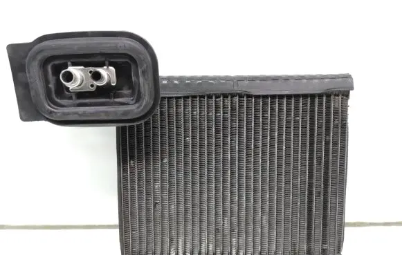 BMW X5 E70 Air conditioning (A/C) radiator (interior) 670692X TD297 670692X319