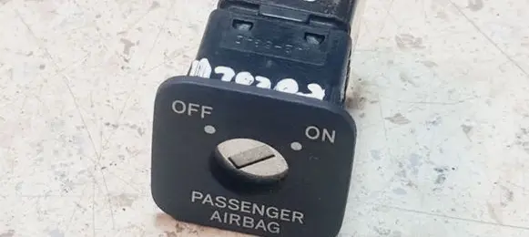 Toyota Corolla E120 E130 Passenger airbag on/off switch 1426G4D