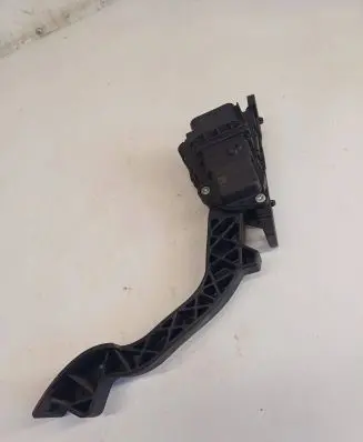 Ford Focus C-MAX Accelerator throttle pedal 3M519F836AA 008641 6PV00864110
