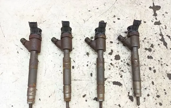 Toyota Auris E180 LP gas injectors set 236700N050