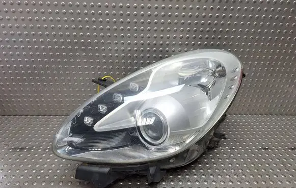 Alfa Romeo Giulietta Headlight/headlamp 505308900