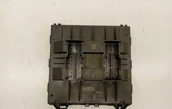 Volkswagen Multivan T5 Comfort/convenience module 7H0937087K 5WK50533 A2C32824600