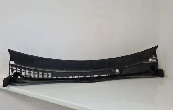 Ford Fusion Wiper trim 2N11N02228AC 2N11N02228